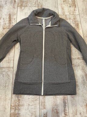 Lululemon Thick Zip Up Grey